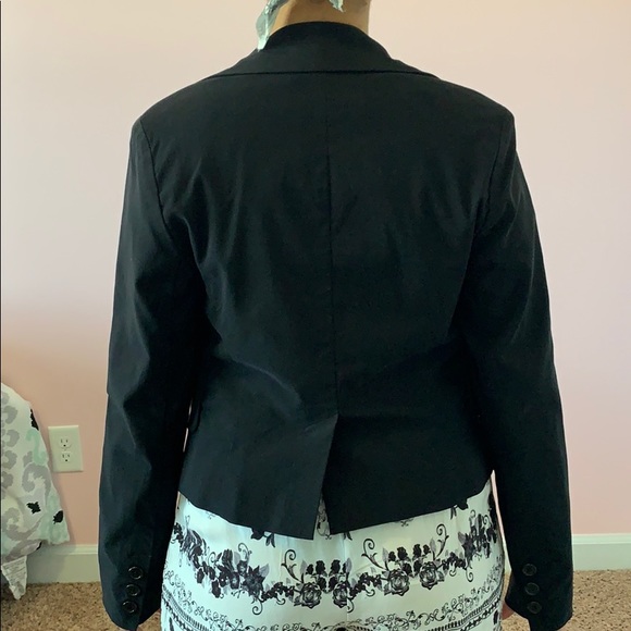 Short blazer new without tags - Picture 4 of 8